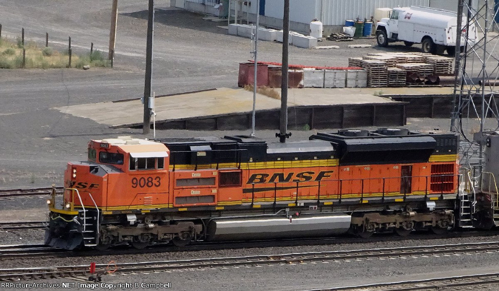 BNSF 9083